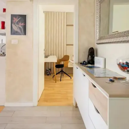 Aurelia Centar 아파트